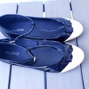 4/30 ALDO patent flats